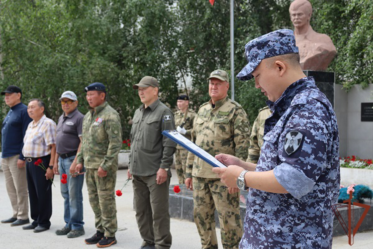 На Дальнем Востоке почтили память сотрудников Росгвардии