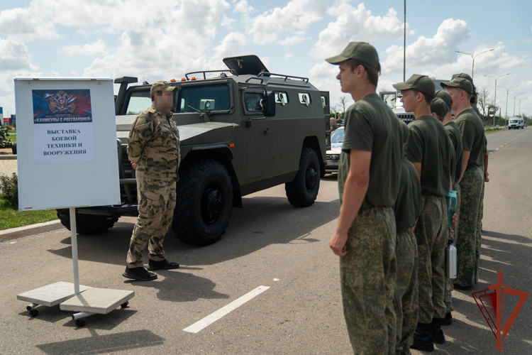 На Кубани в Военно-патриотическом центре «Патриот» прошли «Каникулы с Росгвардией»