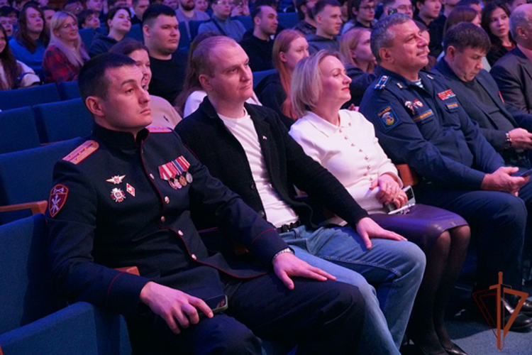 В преддверии юбилея ведомства росгвардейцы провели встречу с ульяновскими студентами