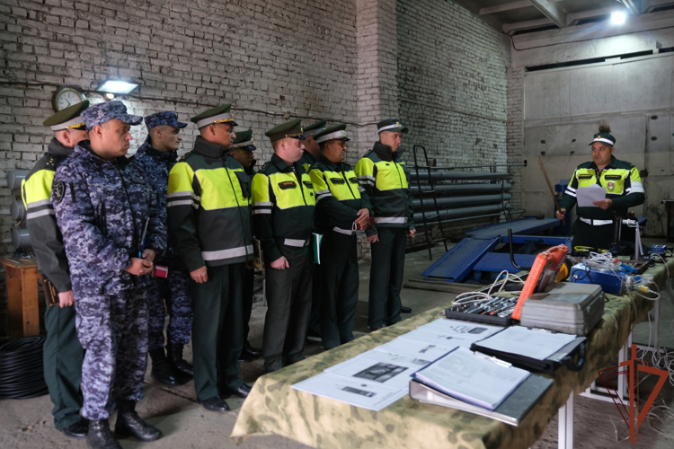 В Хабаровске прошел учебный сбор с представителями военной автомобильной инспекции Росгвардии