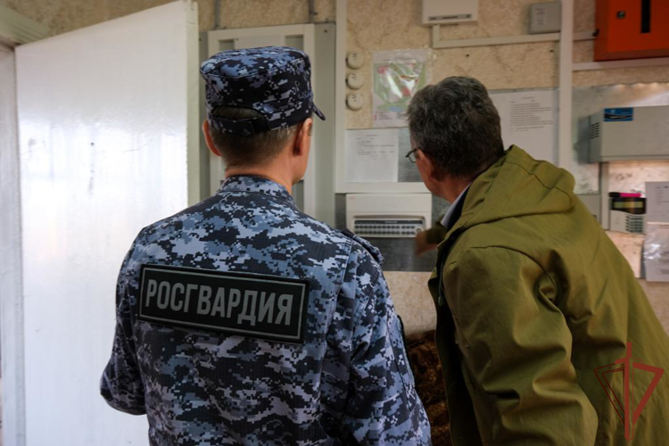 Сотрудники Росгвардии проверили готовность детских лагерей Республики Марий Эл к летнему сезону (видео)