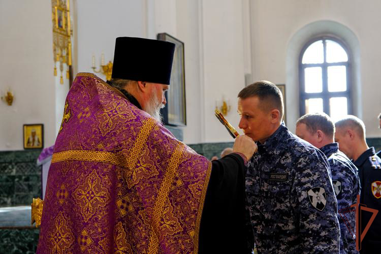 Торжественное богослужение в честь юбилея Росгвардии прошло в Марий Эл