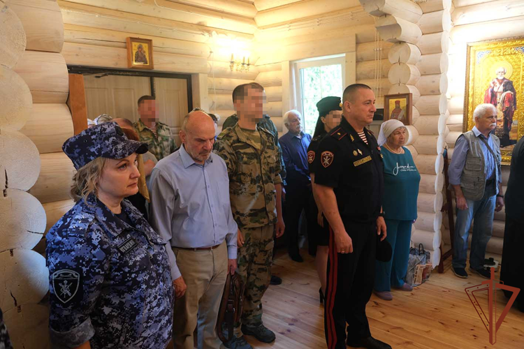 Храм в честь небесного покровителя Росгвардии — святого равноапостольного великого князя Владимира открыли в Орле