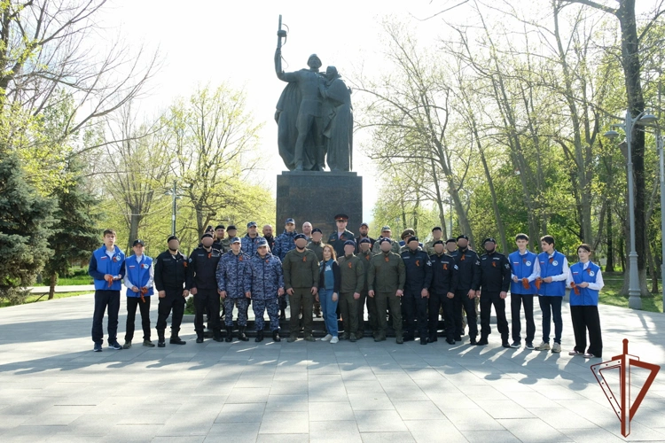 В Дагестане с участием Росгвардии прошла всероссийская акция «Георгиевская ленточка»