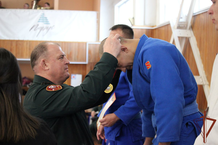 Чемпионат Приволжского округа Росгвардии по дзюдо завершился в Самарской области (видео)