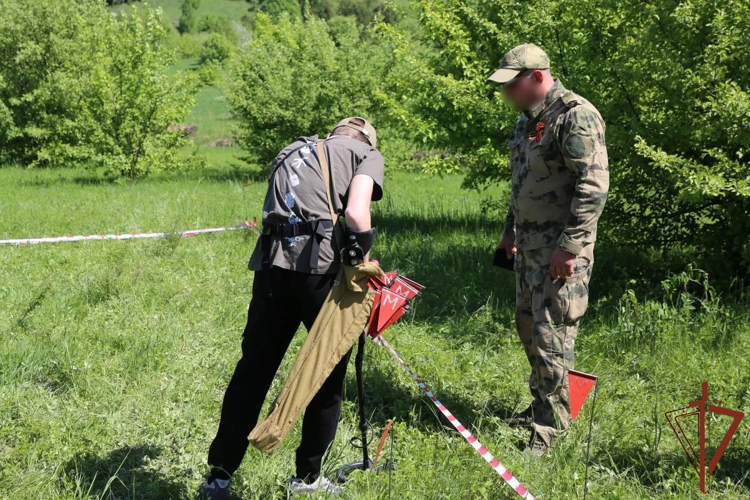В Мордовии росгвардейцы приняли участие в организации этапа военно-патриотической игры «Зарница 2.0» (видео)