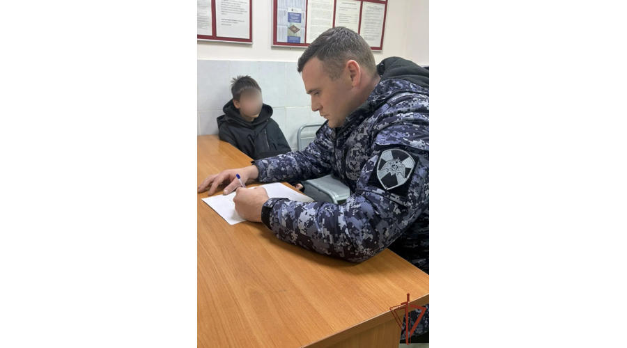 В Ленобласти наряд вневедомственной охраны Росгвардии разыскал и вернул матери пропавшего сына