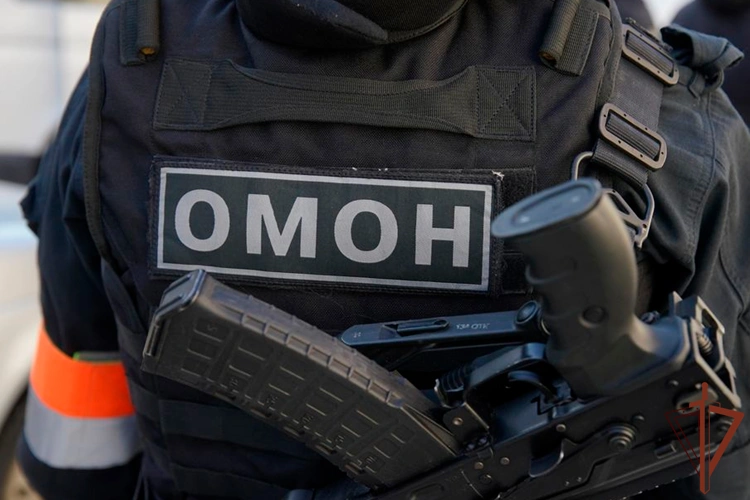 В Кузбассе спецназ Росгвардии оказал содействие в задержании подозреваемых в киберпреступлениях (видео)