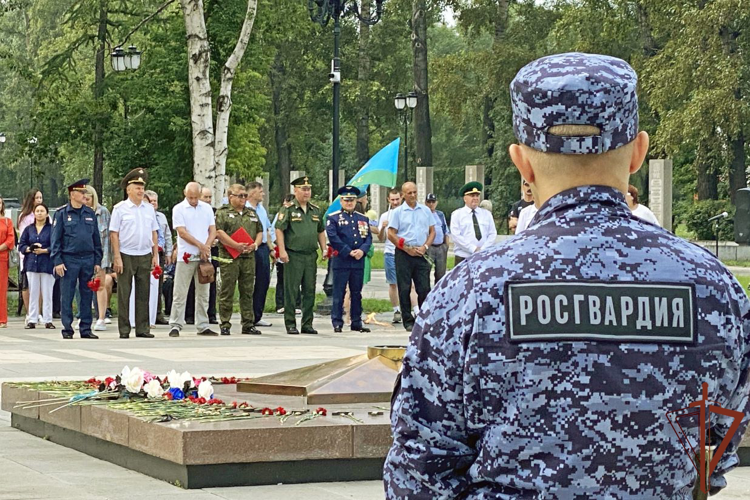 Росгвардия обеспечила охрану общественного порядка на массовых мероприятиях в Сибири