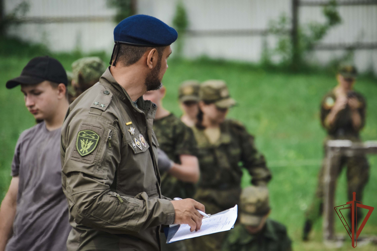 Росгвардейцы провели патриотические мероприятия для молодежи Сибири в год 10-летия ведомства
