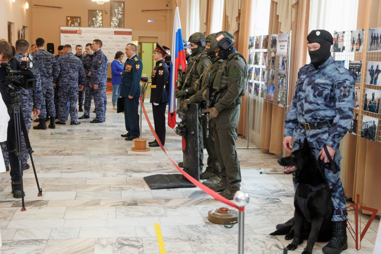 В День войск национальной гвардии в регионах Сибири прошли торжественные мероприятия