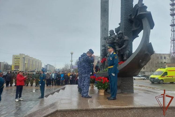 В Уральском округе войск национальной гвардии стартовала масштабная патриотическая акция «Георгиевская ленточка»