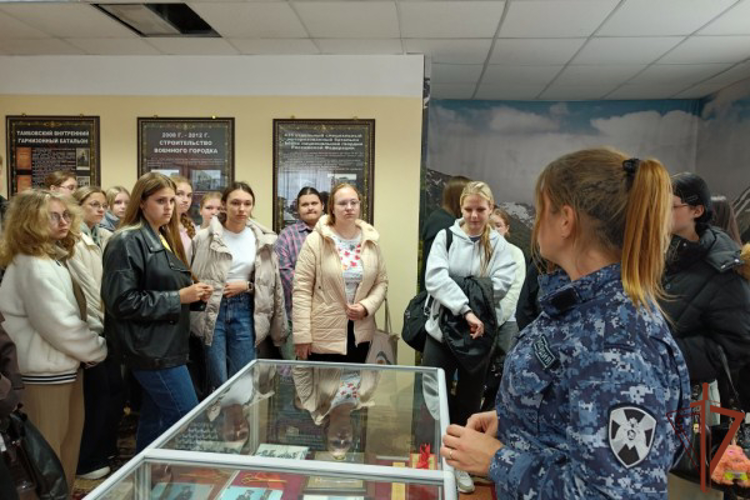 В Центральной России проходят профориентационные встречи с сотрудниками и военнослужащими Росгвардии