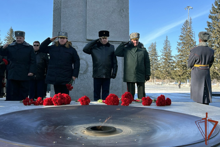 Росгвардейцы почтили память воинов-интернационалистов в Сибири