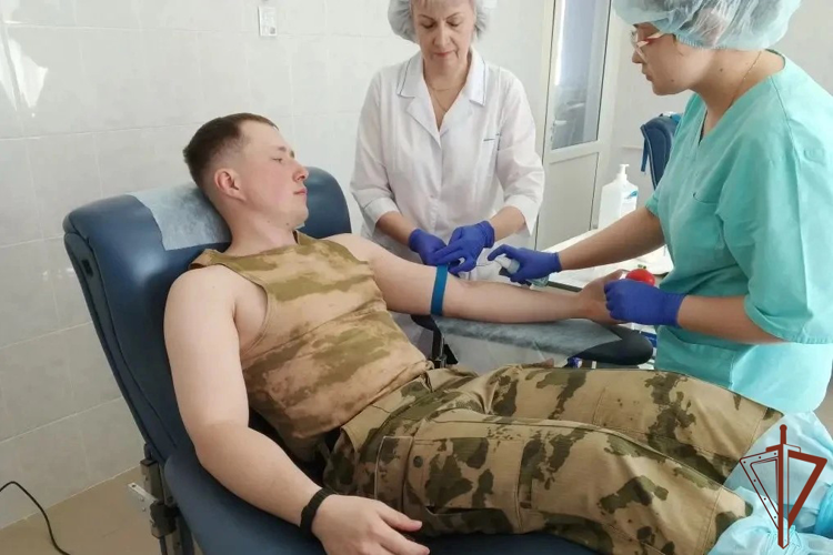 Военнослужащие Саровского соединения Росгвардии приняли участие в акции «От сердца к сердцу»