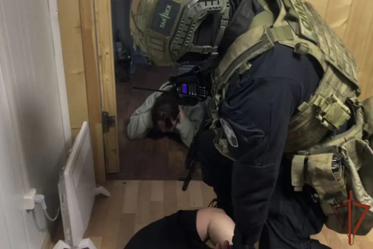 При силовой поддержке спецназа Росгвардии ликвидирована подпольная нарколаборатория в Тверской области (видео)