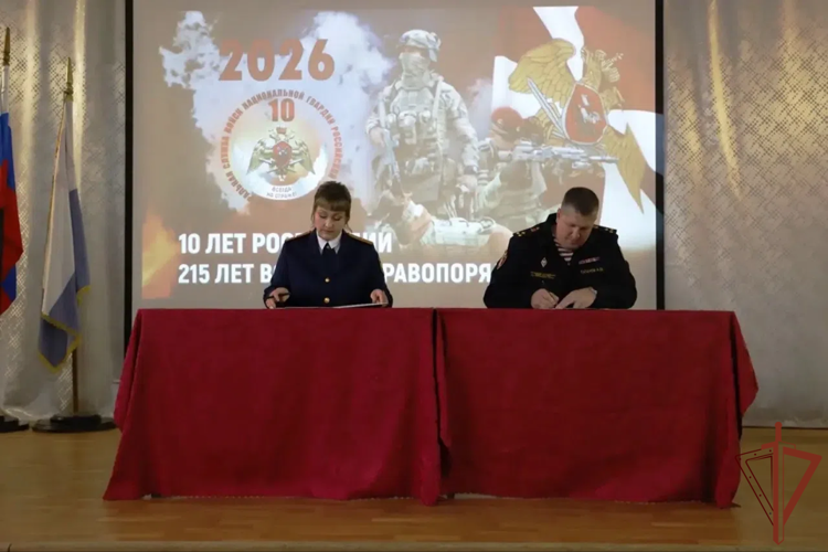 В Прикамье начальник регионального управления Росгвардии открыл профильный класс ведомства