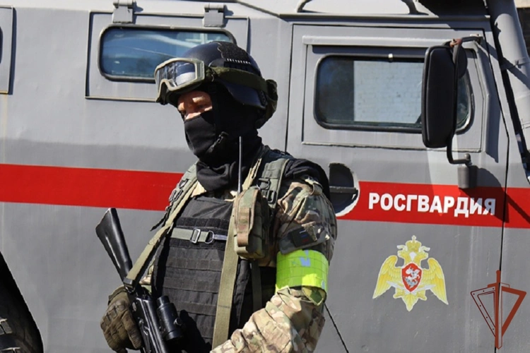 В ЕАО сотрудники Росгвардии оказали силовую поддержку в ходе операции «Мак-2026»