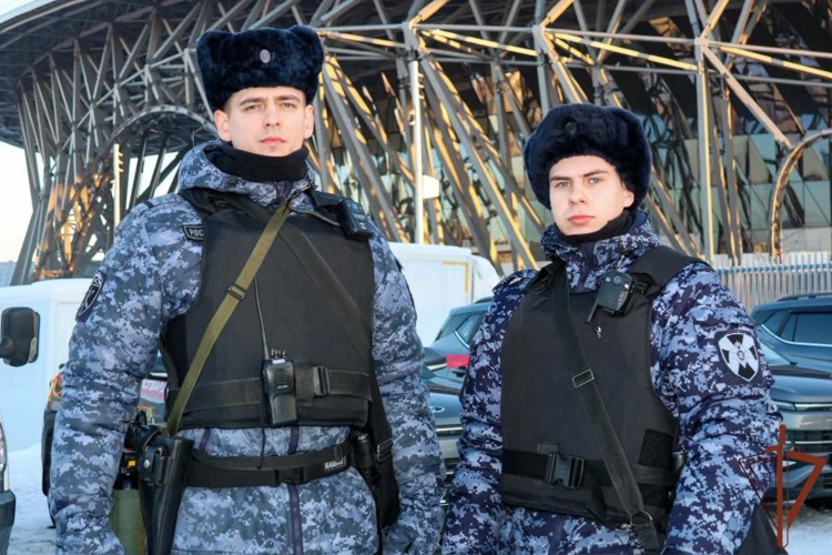 Военнослужащие и сотрудники Северо-Западного округа Росгвардии обеспечили безопасность матчей КХЛ