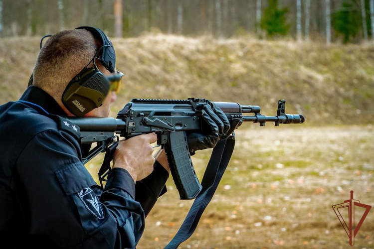 В Великом Новгороде завершился чемпионат Северо-Западного округа Росгвардии по стрельбе из боевого ручного стрелкового оружия