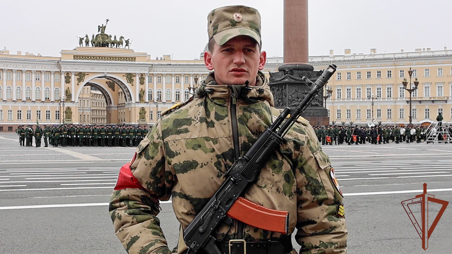 В Санкт-Петербурге курсанты Военной академии Росгвардии приняли участие в репетиции Парада Победы