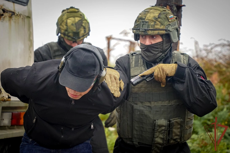 В Ленинградской области росгвардейцы приняли участие в совместной тренировке «Содружество 2026» (видео)