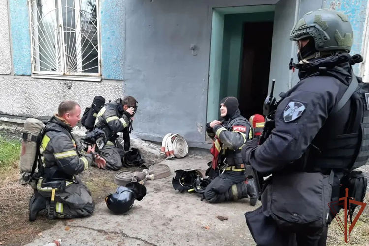 В Архангельске состоялось совместное пожарно-тактическое учение подразделений регионального управления Росгвардии и ГУ МЧС России