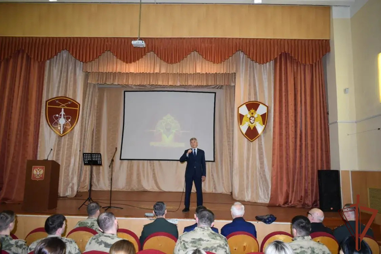 Росгвардейцы встретились с участниками проекта «Ветеранский десант» военной контрразведки ФСБ России в Новоуральске