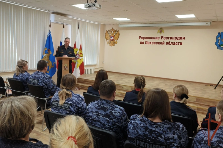 В Северо-Западном округе Росгвардии отметили День подразделений государственного контроля и лицензионно-разрешительной работы