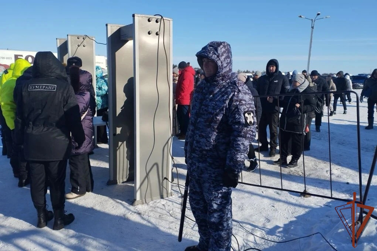 Подразделения Росгвардии обеспечили правопорядок в период проведения масленичных гуляний в Сибири