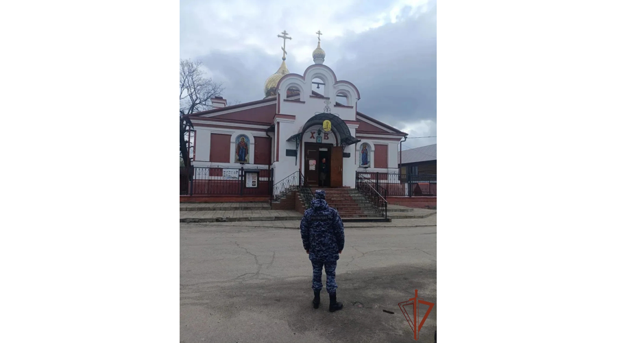 Росгвардейцы обеспечили безопасность празднования православного праздника Красной горки в регионах  Центральной России