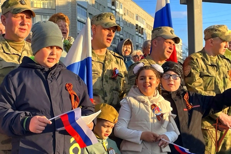 Росгвардейцы в регионах Сибири приняли участие в патриотических акциях ко Дню Победы