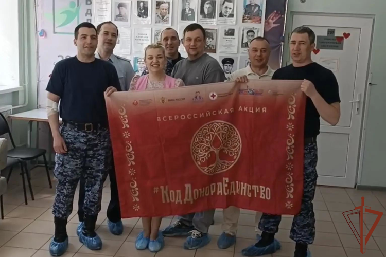 В Магнитогорске росгвардейцы присоединились к всероссийской акции «Народная доска почёта. Южный Урал»