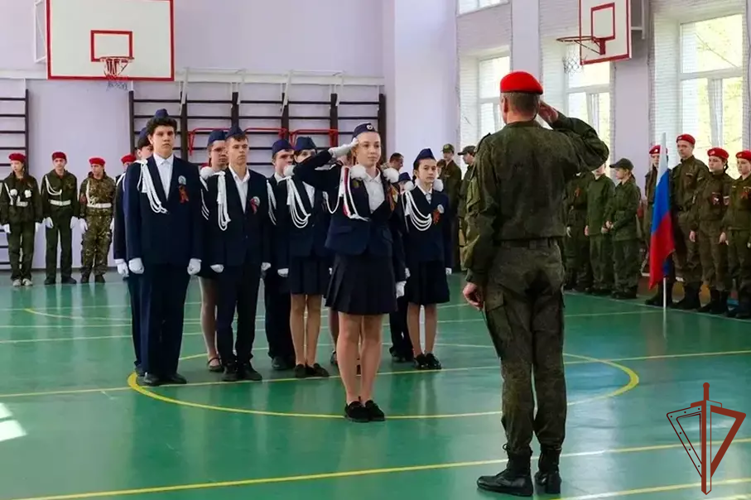 В Московской области при участии росгвардейцев состоялся конкурс строевой выучки и песни «Во славу Отечества!»