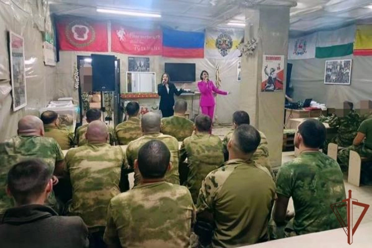 Концертная бригада Белгородской филармонии выступила перед военнослужащими Росгвардии