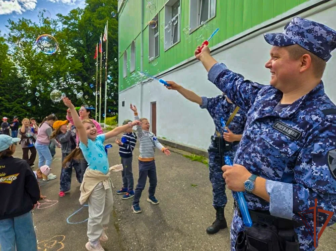 Росгвардейцы организовали патриотическое мероприятие для юных жителей Подмосковья (видео)