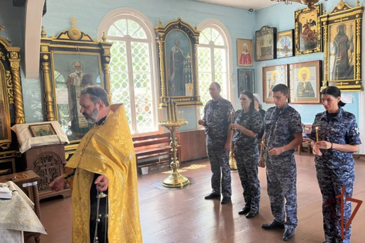 На Северном Кавказе Росгвардия приняла участие в мероприятиях ко Дню крещения Руси