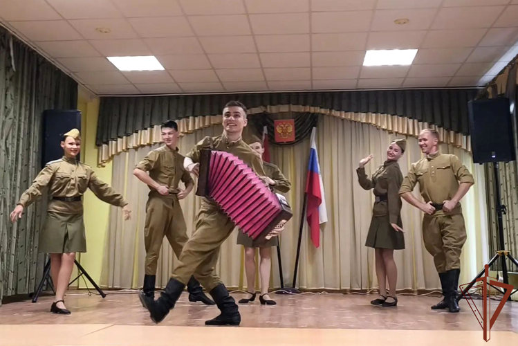 Юбилейное турне ансамбля песни и пляски Уральского округа Росгвардии стартовало на Урале