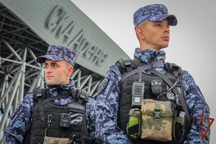 Росгвардейцы обеспечили безопасность матча КХЛ в Санкт-Петербурге