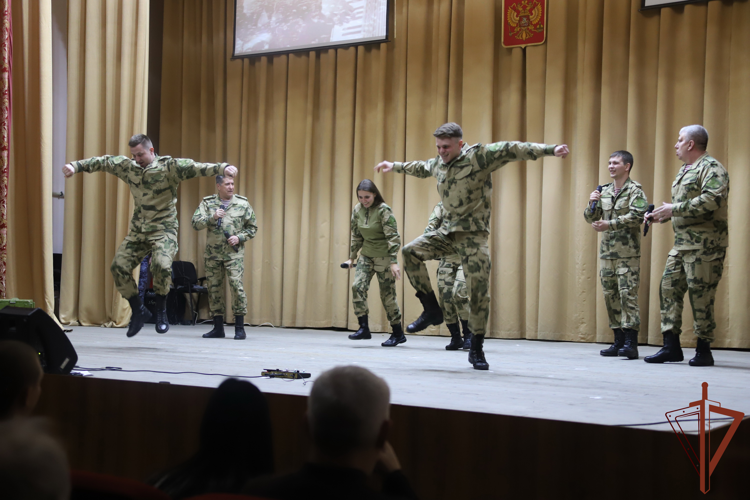 В Сибирском округе Росгвардии подвели итоги окружного этапа смотра-конкурса художественной самодеятельности «Солдаты антитеррора»