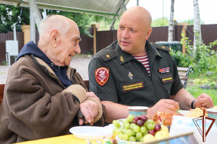 Росгвардейцы исполнили просьбу 103-летнего ветерана Великой Отечественной войны