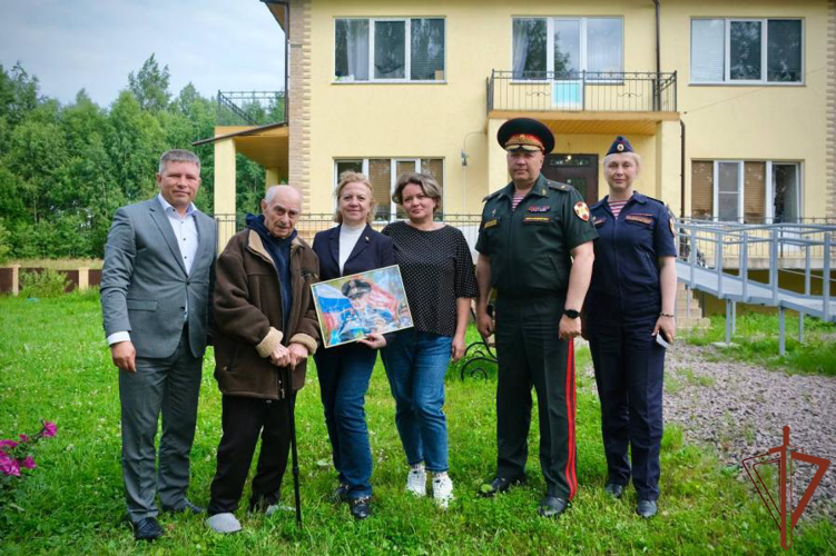Росгвардейцы исполнили просьбу 103-летнего ветерана Великой Отечественной войны