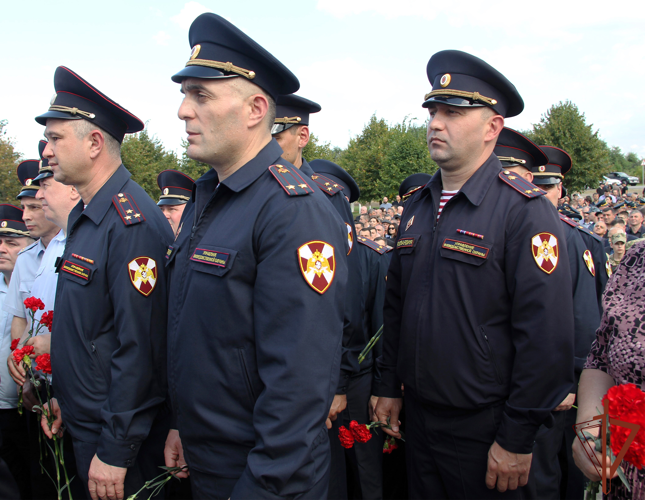Росгвардейцы приняли участие в трехдневной Вахте памяти в Северной Осетии