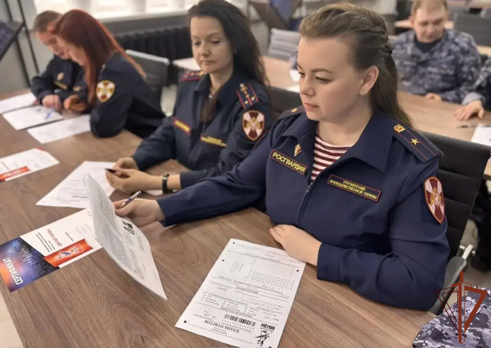 «Диктант Победы» написали росгвардейцы в Центральной России (видео)