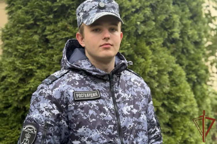 В Калининградской области росгвардеец спас мужчину из горящего автомобиля (видео)