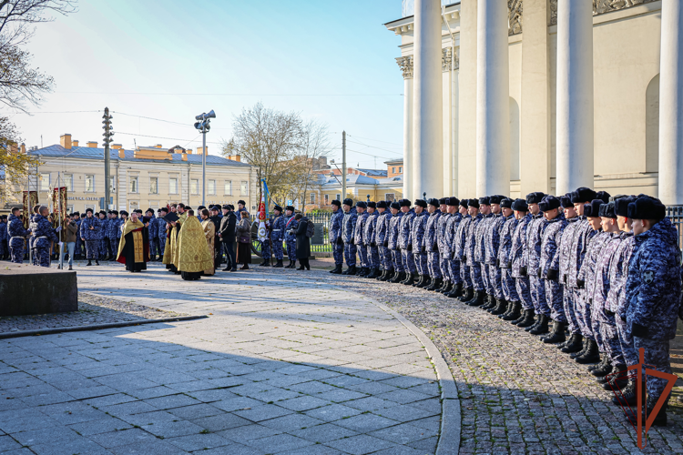 В Санкт-Петербурге росгвардейцы почтили память воинов, погибших в Русско-турецкой войне