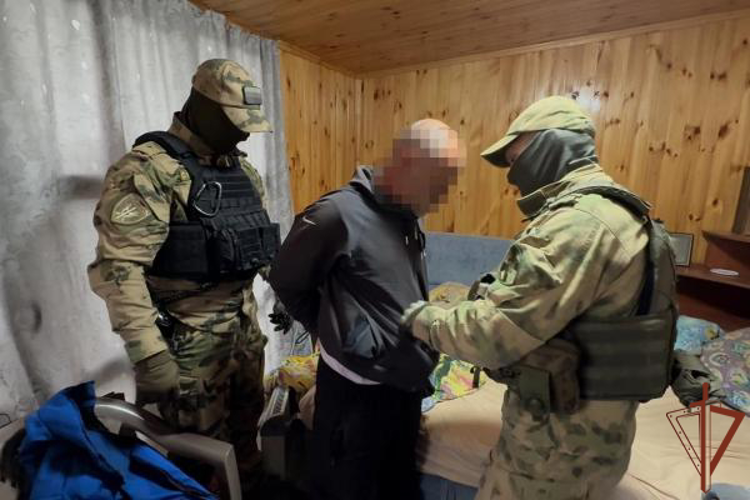 В Ивановской области сотрудники спецподразделений Росгвардии задержали подозреваемых в серии автомобильных краж