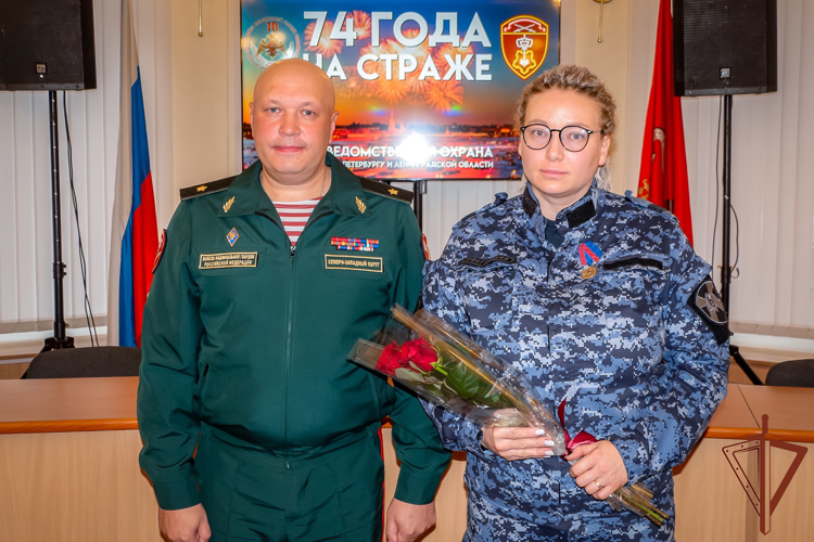 В Северо-Западном округе Росгвардии отметили годовщину подразделений вневедомственной охраны