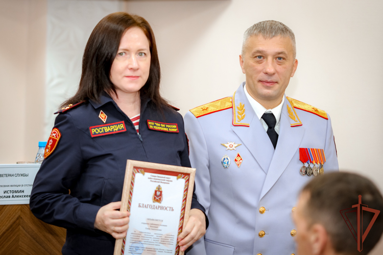 В Северо-Западном округе Росгвардии отметили годовщину подразделений вневедомственной охраны