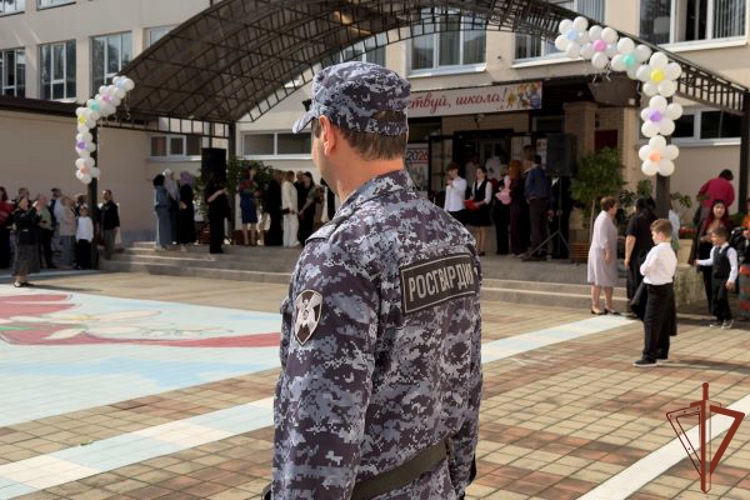На Северном Кавказе росгвардейцы обеспечили правопорядок при проведении мероприятий в День знаний